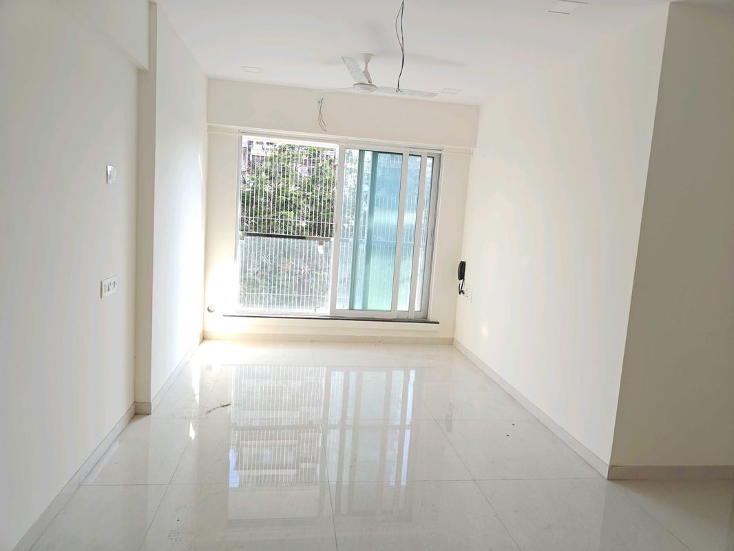 3 BHK + Servant Room Apartment For Rent in  Andheri West