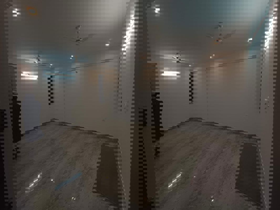 3 BHK + Extra Room Apartment For Rent in Queens Manor Apartment