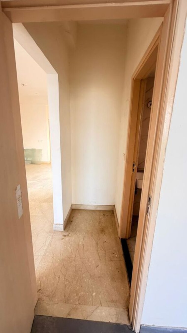 Room, dlf-park-place 3 Bedroom 1975 Sq.Ft. Apartment In Sector 54 Gurgaon 9705610