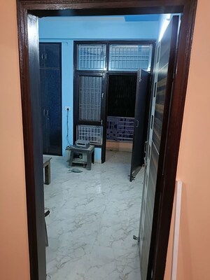 Room in 1 BHK Builder Floor at Shyam Park Extension – for Sale