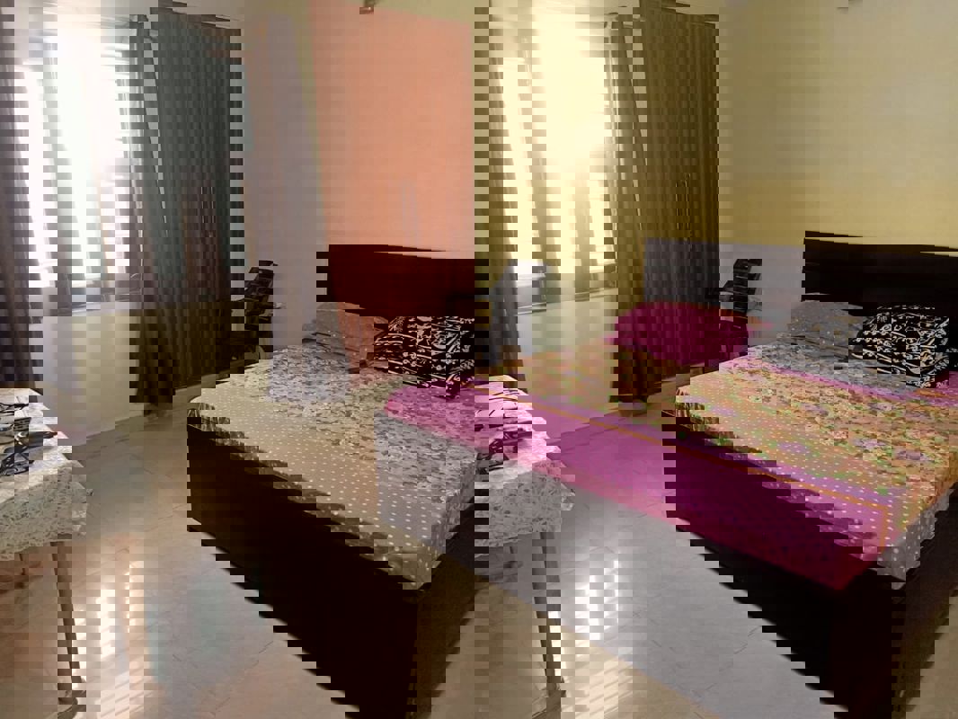 2 BHK + Pooja Room Independent House For Rent in Sector 4