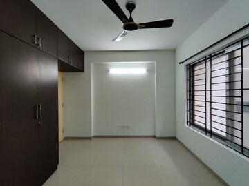 Room in 3 BHK Apartment at Nitesh Columbus Square, Bellary Road – for Rent