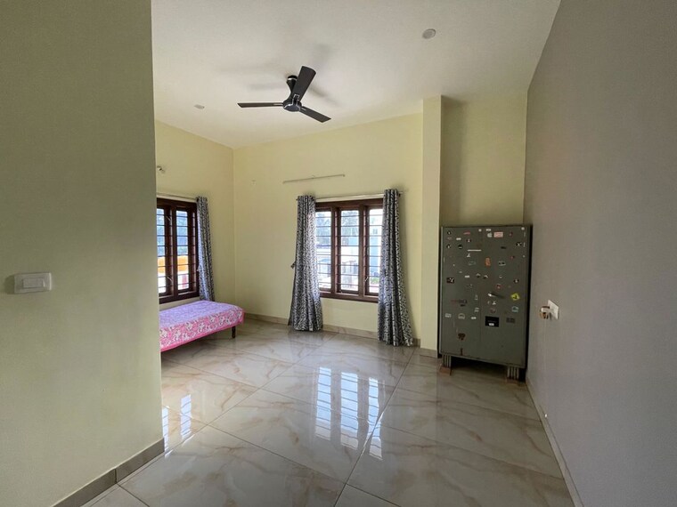 Room, phulwaria 3 Bedroom 1150 Sq.Ft. Builder Floor In Phulwaria Varanasi 9664875