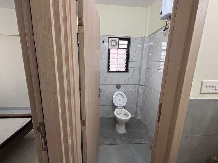 Bathroom, mainland-camelot-royale 2 Bedroom 1000 Sq.Ft. Apartment In Viman Nagar Pune 9706182
