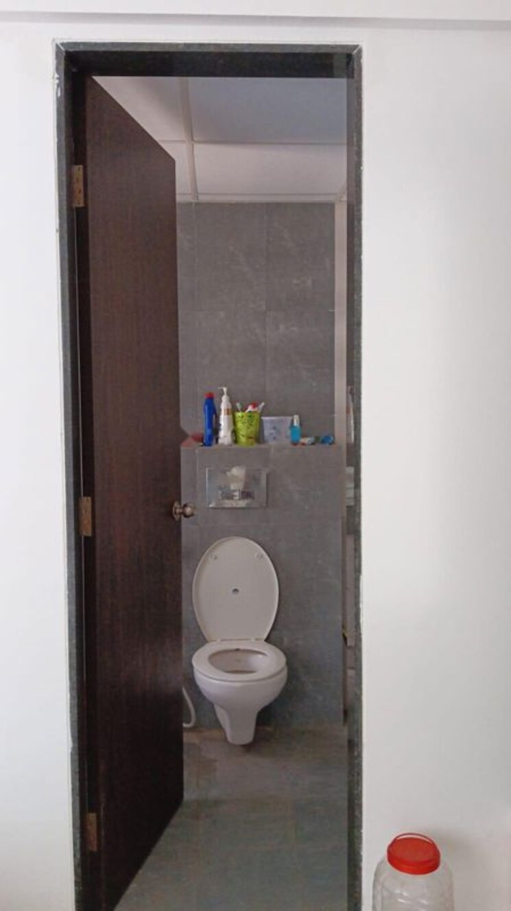 Bathroom, shapoorji-pallonji-joyville-hinjewadi 2 Bedroom 592 Sq.Ft. Apartment In Hinjewadi Pune 9706277