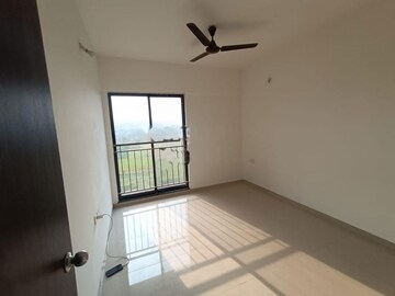 Room in 2 BHK Apartment at Shapoorji Pallonji Joyville Hinjewadi, Hinjewadi – for Rent
