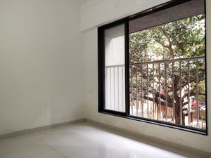 Room in 1 BHK Apartment at Bhoomi Samarth, Goregaon East – for Rent