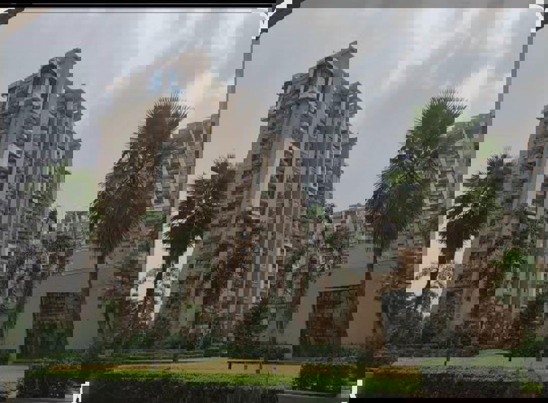 3 BHK + Servant Room 1900 Sq.Ft. Apartment in Emaar Palm Gardens