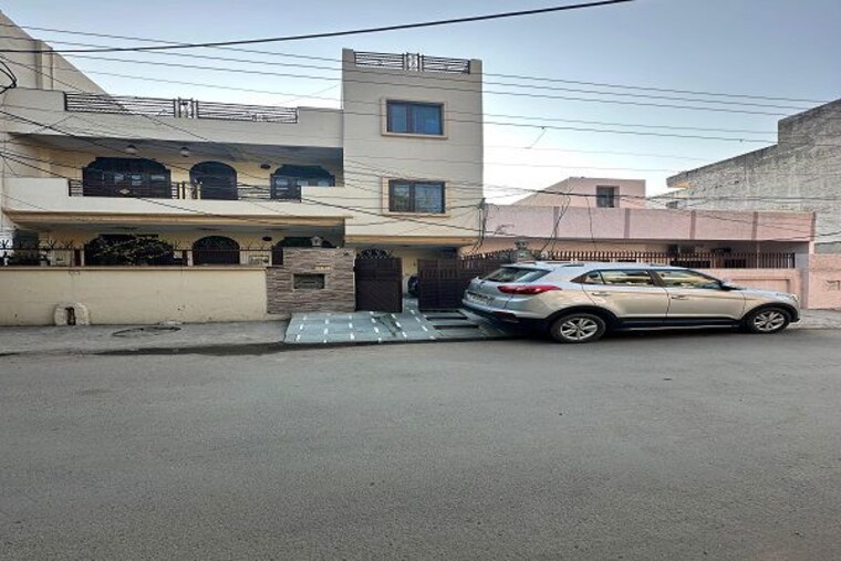 Exterior View, sector 14 4 Bedroom 201 Sq.Yd. Independent House In Sector 14 Gurgaon 9706513