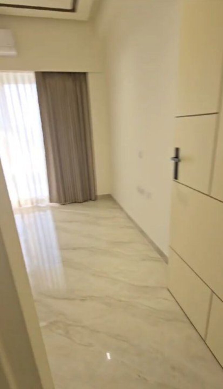 Room, sector 84 4 Bedroom 325 Sq.Yd. Builder Floor In Sector 84 Faridabad 9691796