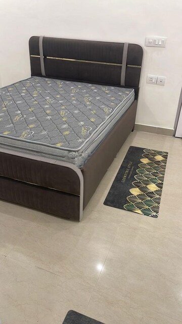 Bedroom in 2 BHK Apartment at Shree Vardhman Mantra, Sector 67 – for Rent