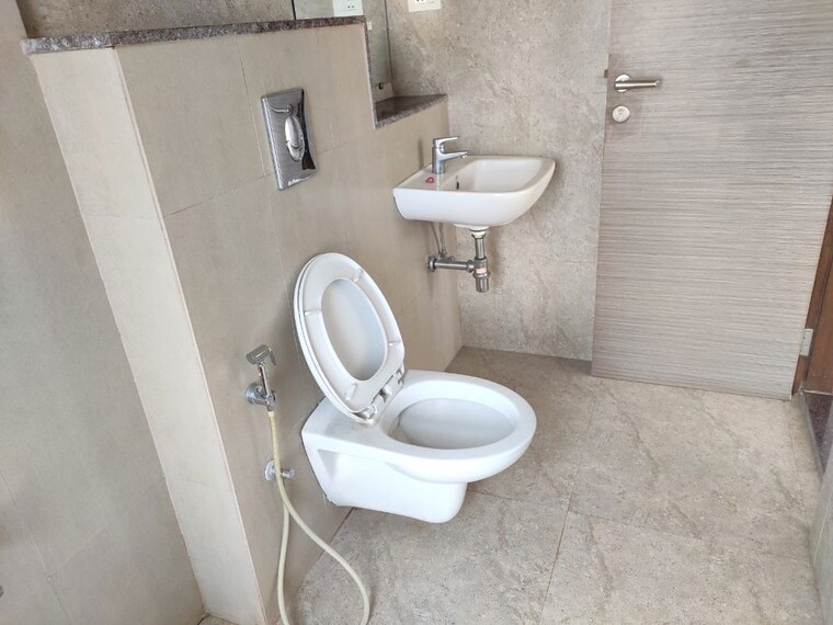 Bathroom, the-wadhwa-the-address 2 Bedroom 1046 Sq.Ft. Apartment In Ghatkopar West Mumbai 9706563