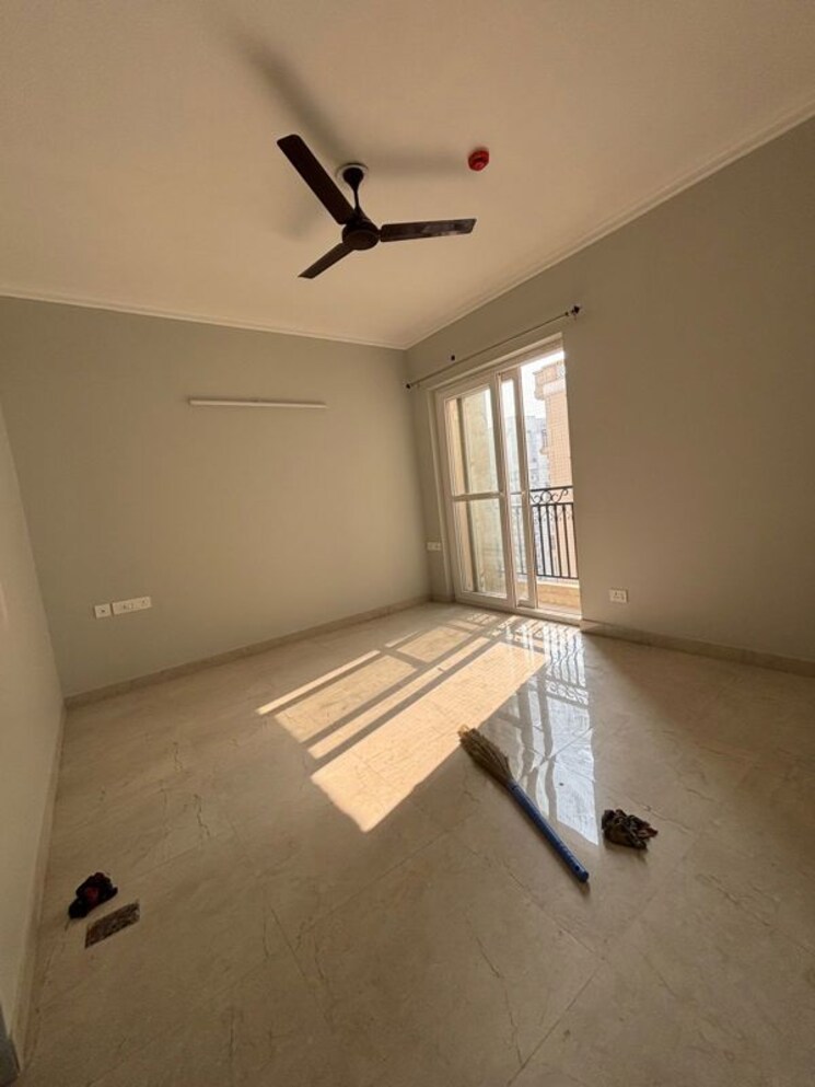 Room, aig-park-avenue 2 Bedroom 1080 Sq.Ft. Apartment In Sector 4 Greater Noida Greater Noida 9706578