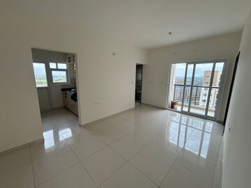 Room in 2 BHK Apartment at Provident Capella, Whitefield – for Rent