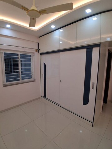 Room in 2 BHK Apartment at Prestige Primrose Hills, Banashankari 6th Stage – for Rent