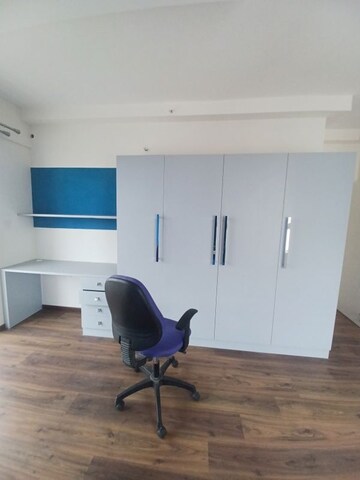 Team Area in 3 BHK Apartment at Godrej Aqua, International Airport Road – for Rent