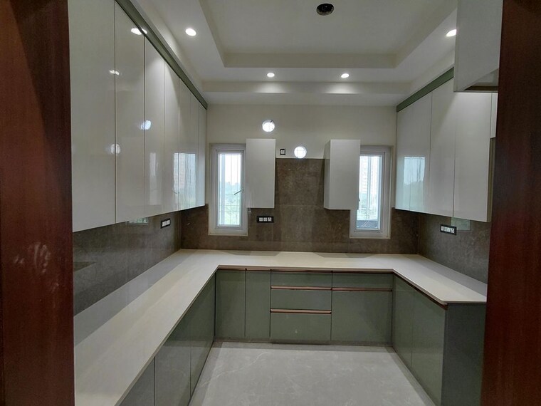 Kitchen, bptp-district-faridabad 3 Bedroom 180 Sq.Yd. Builder Floor In Sector 81 Faridabad 9366707