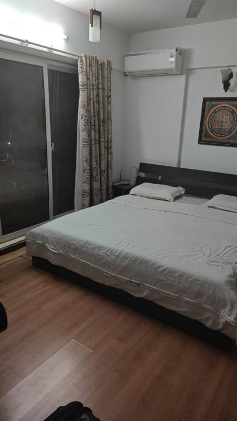 Bedroom, khar west 3 Bedroom 1100 Sq.Ft. Apartment In Khar West Mumbai 9706989