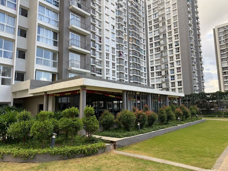 Exterior View, godrej-royale-woods 2 Bedroom 950 Sq.Ft. Apartment In Devanahalli Bangalore 9706965