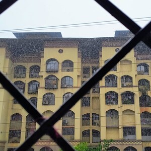 Furnished Amenities in 1 BHK Apartment at Vijay Park – for Rent