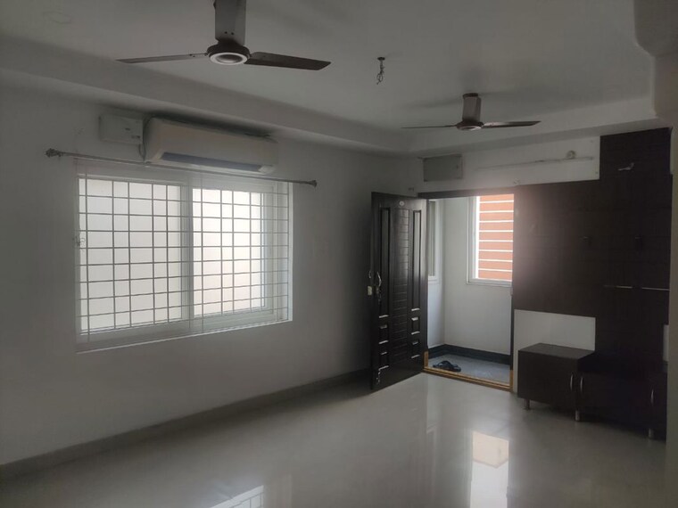 Room, kakatiya-hills 3 Bedroom 1636 Sq.Ft. Apartment In Jubilee Hills Hyderabad 9707085