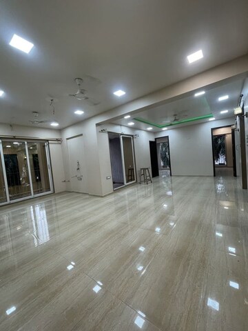 4 BHK Apartment For Rent in Rashmi Signature, Mira Road