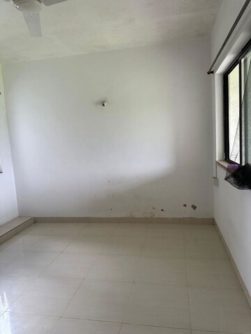 Room in 2 BHK Apartment at Viman Nagar – for Rent
