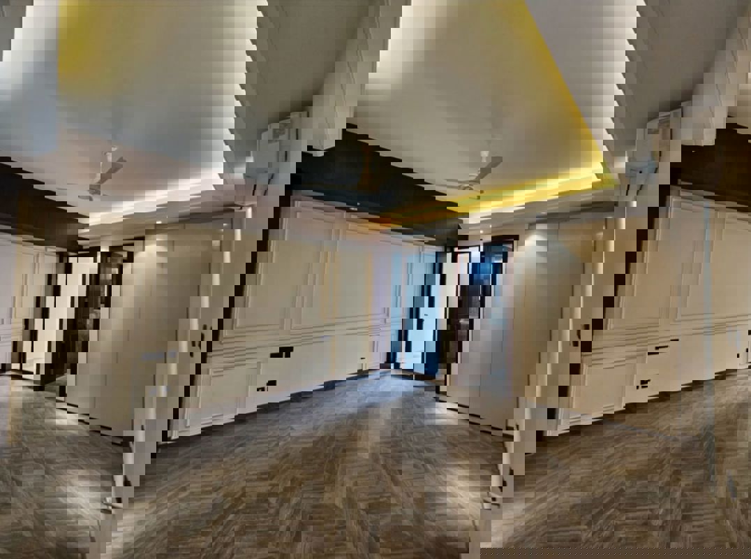 6 BHK + Pooja Room,Servant Room,Study Room,Extra Room Villa For Sale in Sector 23