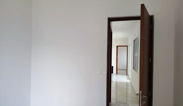 Room in 3 BHK Apartment at Concorde Auriga, Kr Puram – for Sale