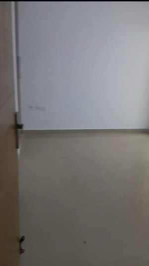 Room in 3 BHK Apartment at Sunworld Arista, Sector 168 – for Rent