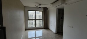 Room in 2 BHK Apartment at Hiranandani Castle Rock, Powai – for Rent