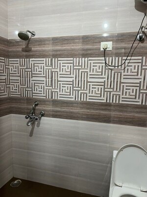 Parking in 2 BHK Independent House at Maple Crescent, Sector 43 – for Rent