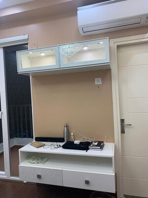 Furnished Amenities in 3 BHK Apartment at Mapsko Mount Ville, Sector 79 – for Rent