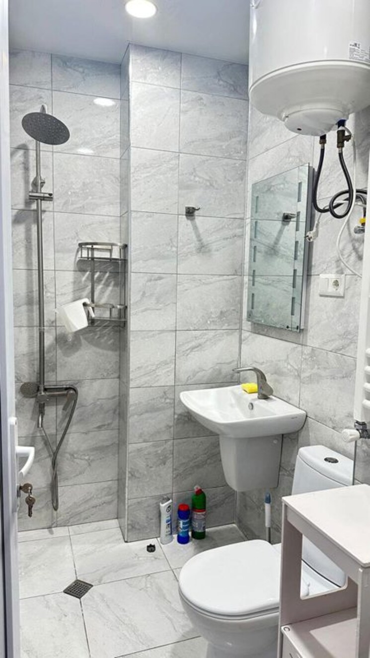 Bathroom, sector 20b airoli 2 Bedroom 1230 Sq.Ft. Builder Floor In Sector 20b Airoli Navi Mumbai 9708803