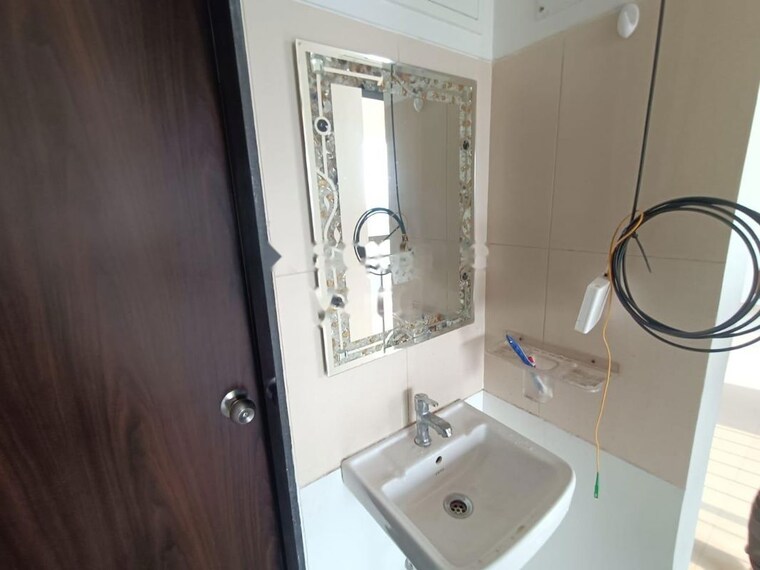 Bathroom, shapoorji-pallonji-joyville-hinjewadi 2 Bedroom 592 Sq.Ft. Apartment In Hinjewadi Pune 9709008