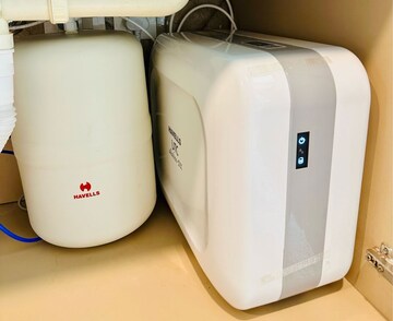 Furnished Amenities in 3.5 BHK Apartment at Ambience Creacions, Sector 22 – for Rent