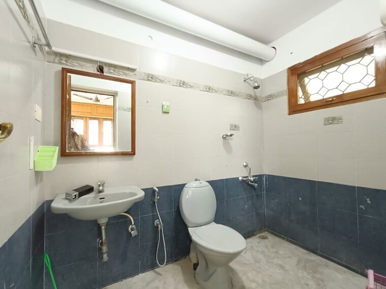 Team Area, hsr layout 4 Bedroom 2400 Sq.Ft. Independent House In Hsr Layout Bangalore 9709546