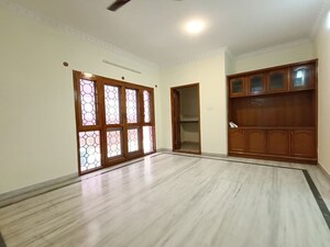 Room in 4 BHK Independent House at Hsr Layout – for Rent