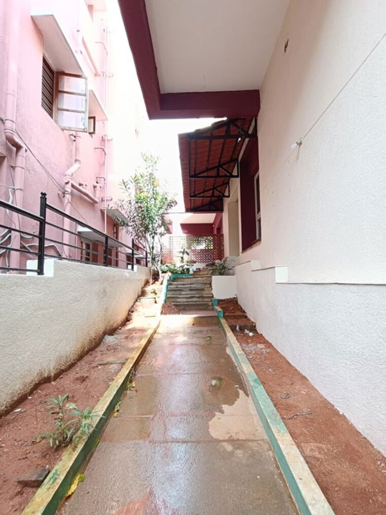 Balcony, hsr layout 4 Bedroom 2400 Sq.Ft. Independent House In Hsr Layout Bangalore 9709546