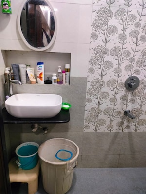 Bathroom in 2 BHK Apartment at Vrindavan CHS Thane West, Vrindavan Society – for Sale