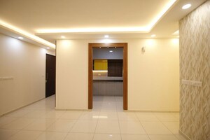 Room in 3.5 BHK Apartment at Prestige Park Square, Bannerghatta Road – for Rent