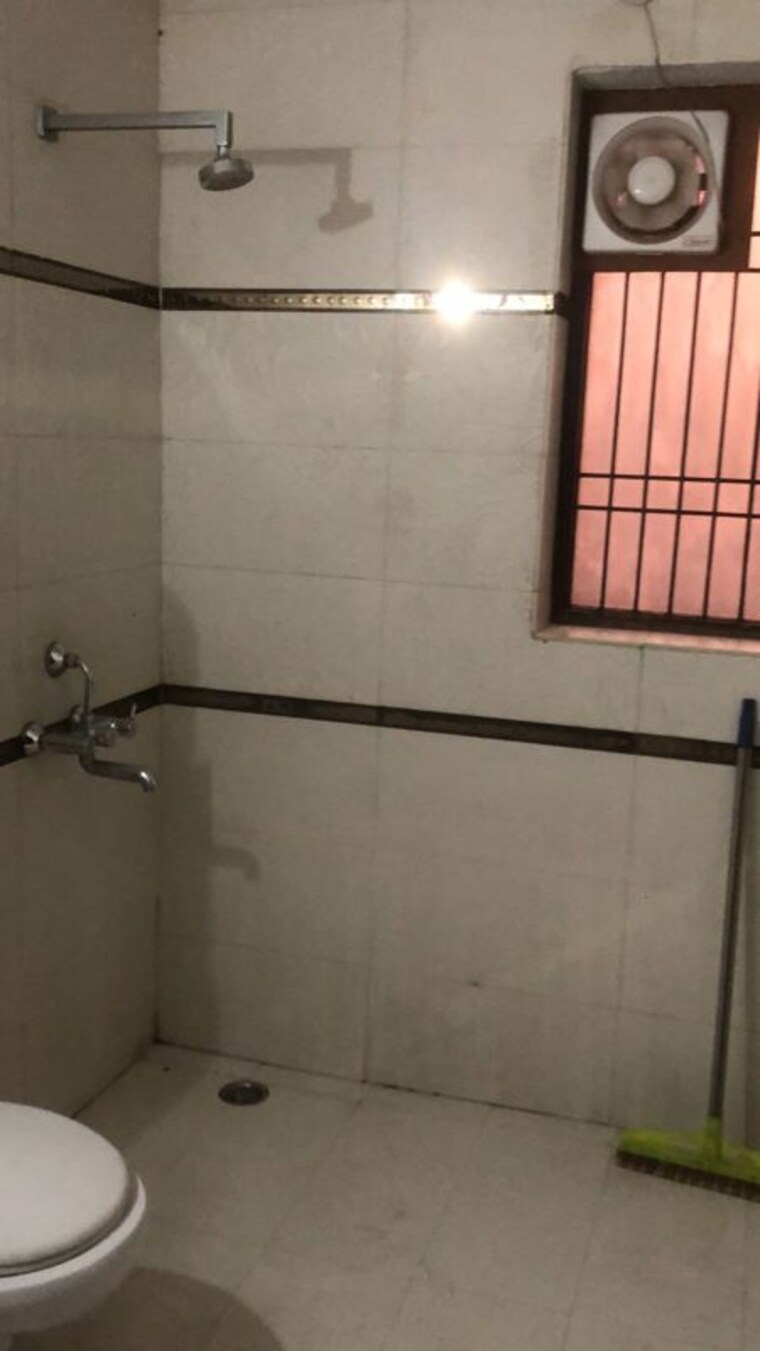 Bathroom, sector 4 3 Bedroom 1814 Sq.Ft. Independent House In Sector 4 Gurgaon 9709765