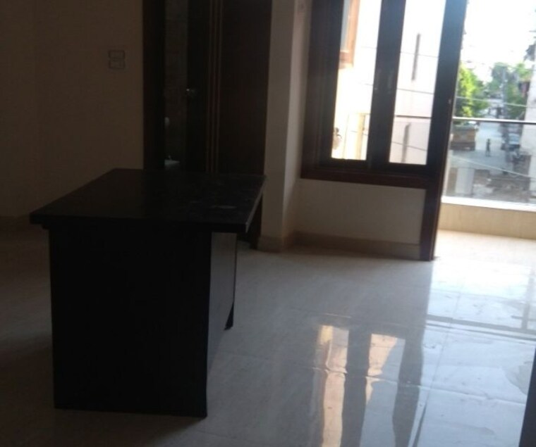 Room, chattarpur 2 Bedroom 805 Sq.Ft. Apartment In Chattarpur Delhi 9709892