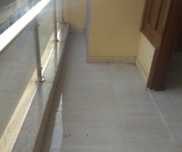 Balcony, chattarpur 2 Bedroom 822 Sq.Ft. Apartment In Chattarpur Delhi 9709893