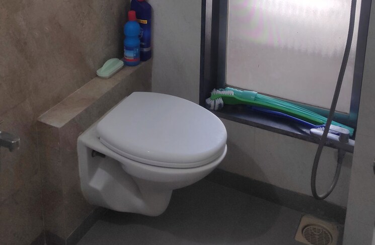 Bathroom, matunga Pg For Boys In Matunga 9709919