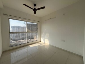 Room in 2 BHK Apartment at Godrej Boulevard, Manjari – for Rent