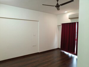 Room in 2 BHK Apartment at Omkar Meridia, Kurla West – for Rent