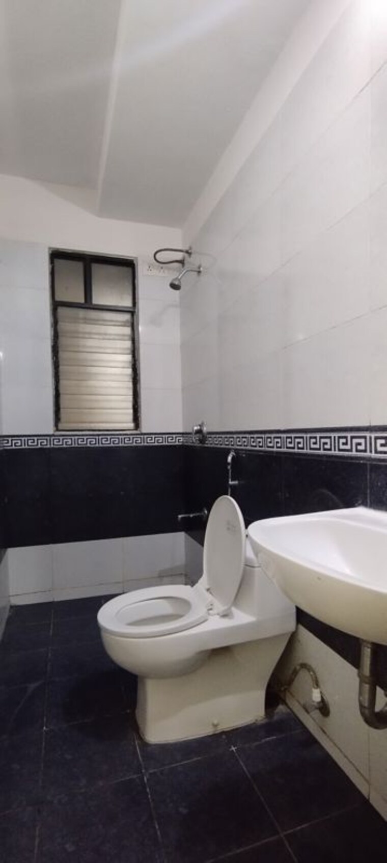 Bathroom, nanded-city-sarang 2 Bedroom 872 Sq.Ft. Apartment In Nanded Pune 9710276