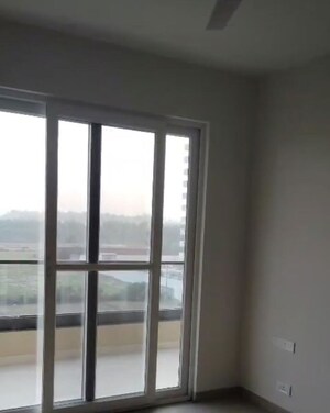Room in 3 BHK Apartment at Patiala Road – for Rent