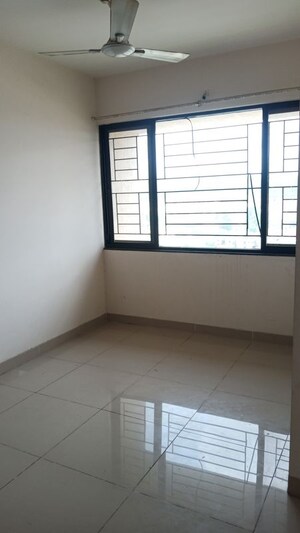 Room in 2 BHK Apartment at Nanded Asawari, Nanded – for Rent